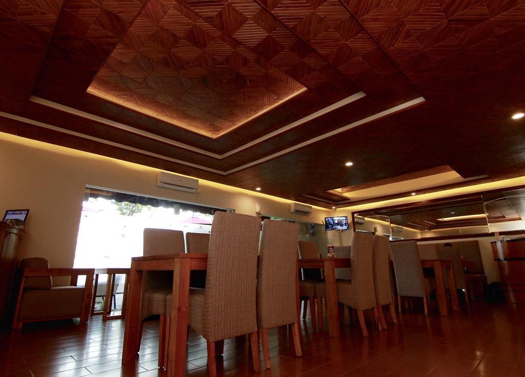 Syailendra Hotel Syariah Jepara Exterior photo