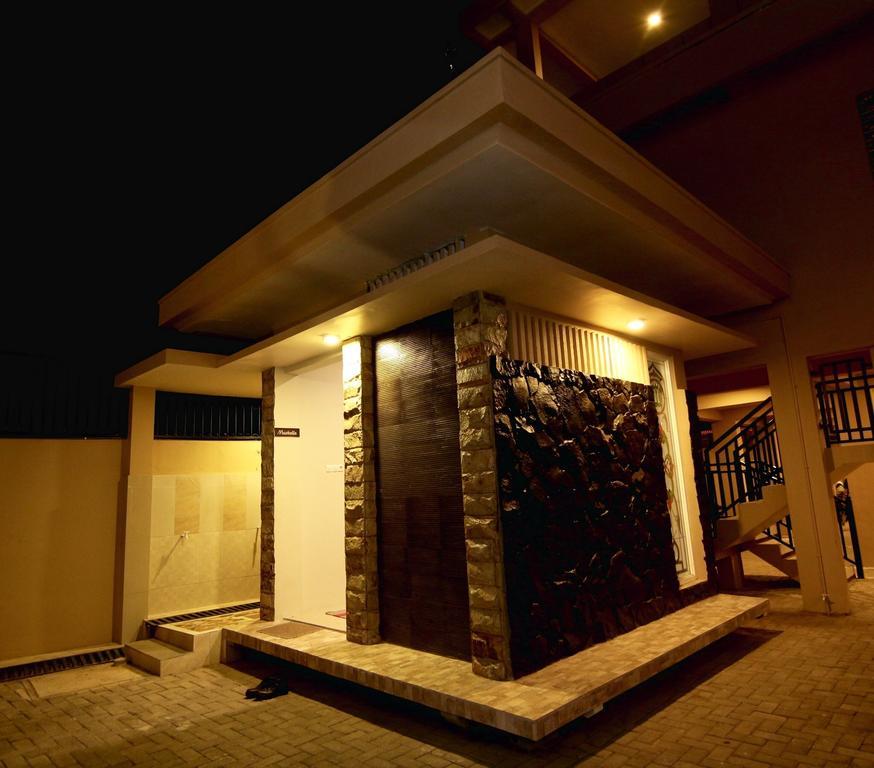 Syailendra Hotel Syariah Jepara Exterior photo