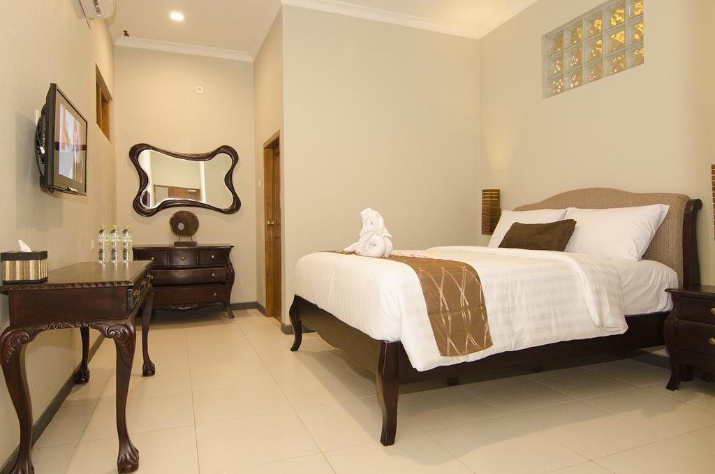 Syailendra Hotel Syariah Jepara Room photo
